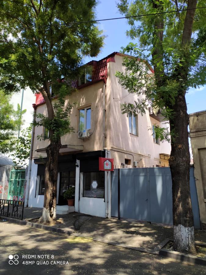 Rose House Hostel Tbilisi Exterior photo